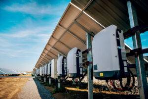 Freiflächen-Solaranlagen und Solarparks arbeiten aufgrund ihrer großen Fläche sehr effizient.